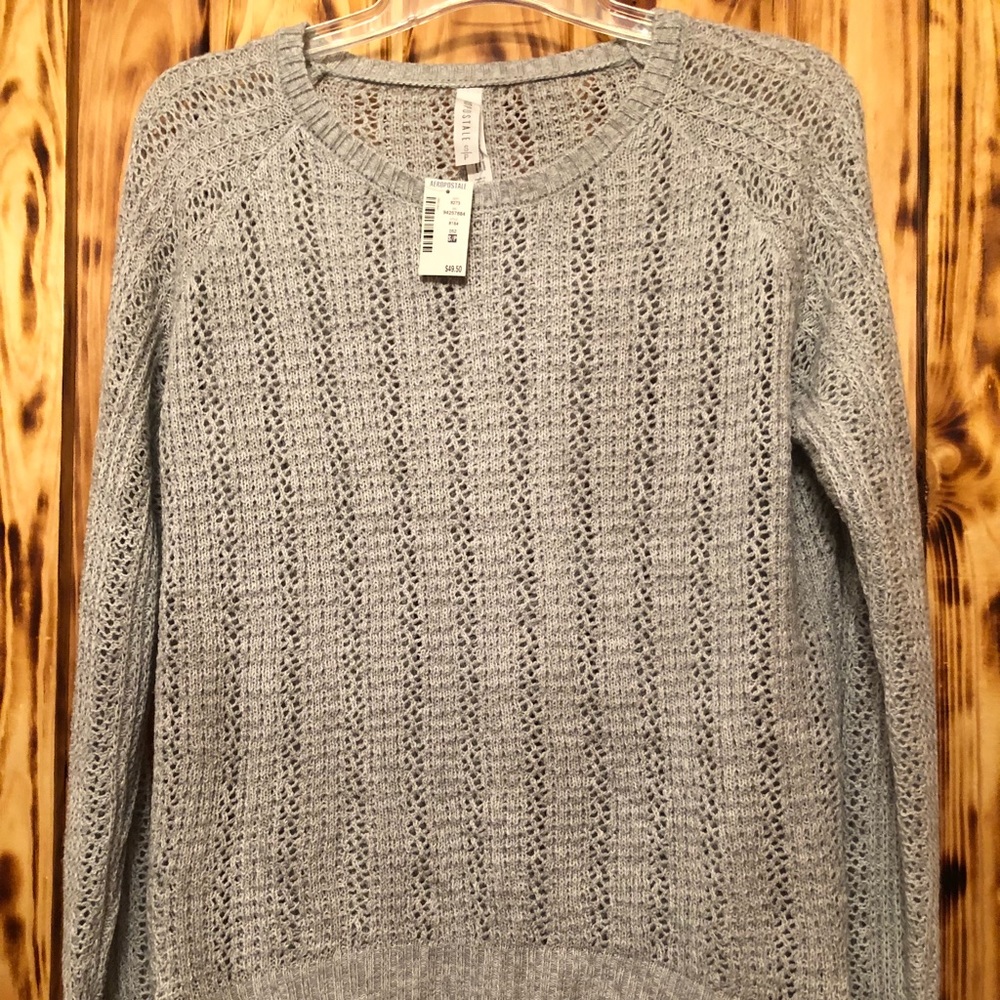 NWT Women’s Grey Aeropostale Sweater Size M